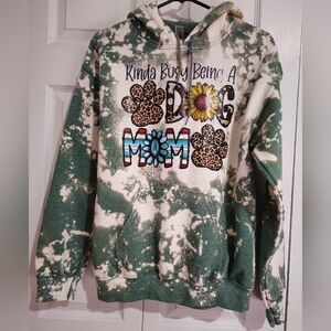 Gildan Womens Dog Mom Hoodie [S]